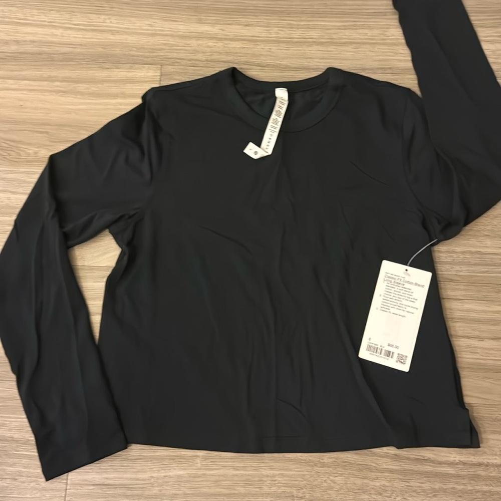 Classic Fit Cotton Blend Long Sleeve Lululemon Black Size 6 BRAND NEW